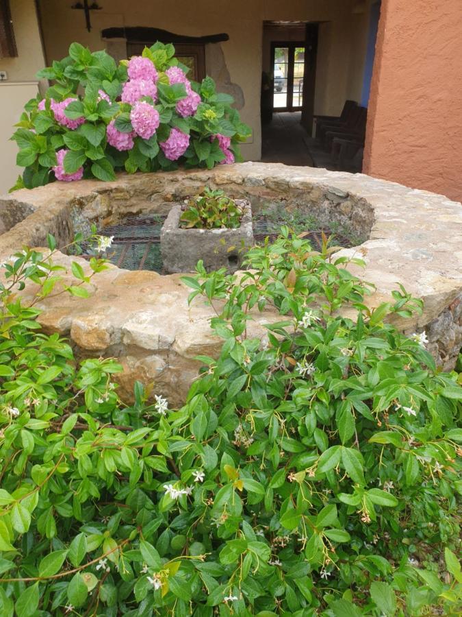 San Miguel de Cruilles Apartaments Rurals Ai Manyac מראה חיצוני תמונה